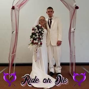 Meet your Posher, Connie